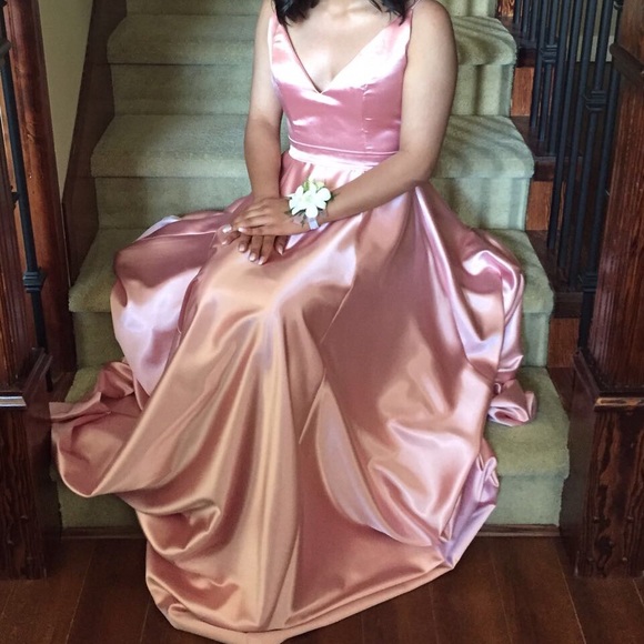 Prom Dress - Picture 2 of 4